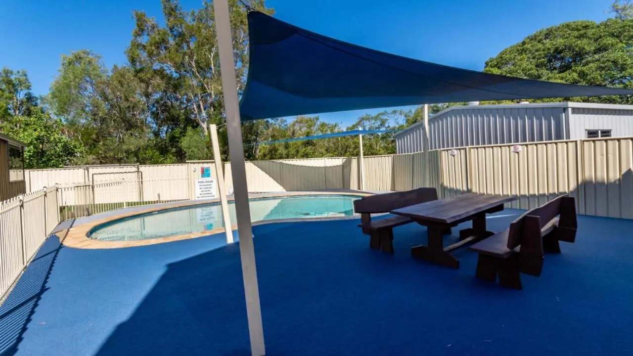 Holiday home Ground Floor With Water Views And Pool! Villa Bongaree Australia